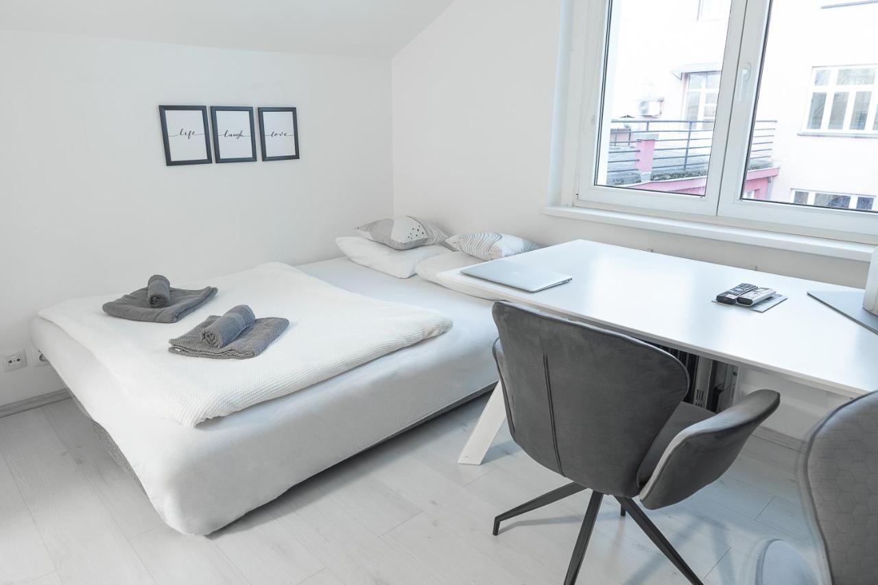 Skolska Winter Terrace Apartment Prag Exterior foto